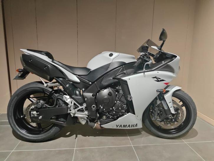 Yamaha R1 crossplane !, Motos, Motos | Yamaha, Entreprise, Sport, plus de 35 kW, 4 cylindres, Permis Moto A, Enlèvement