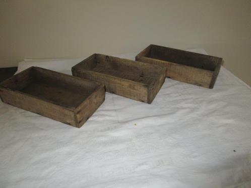 3 petites boîtes anciennes en bois caisson de rangement, Maison & Meubles, Accessoires pour la Maison | Coffres, Enlèvement