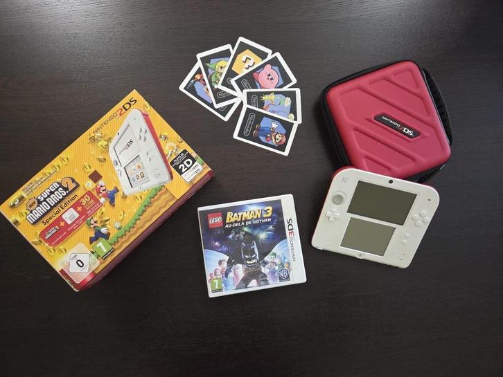 Nintendo 2DS, Games en Spelcomputers, Spelcomputers | Nintendo 2DS en 3DS, Zo goed als nieuw, 2DS, Overige kleuren, Met games