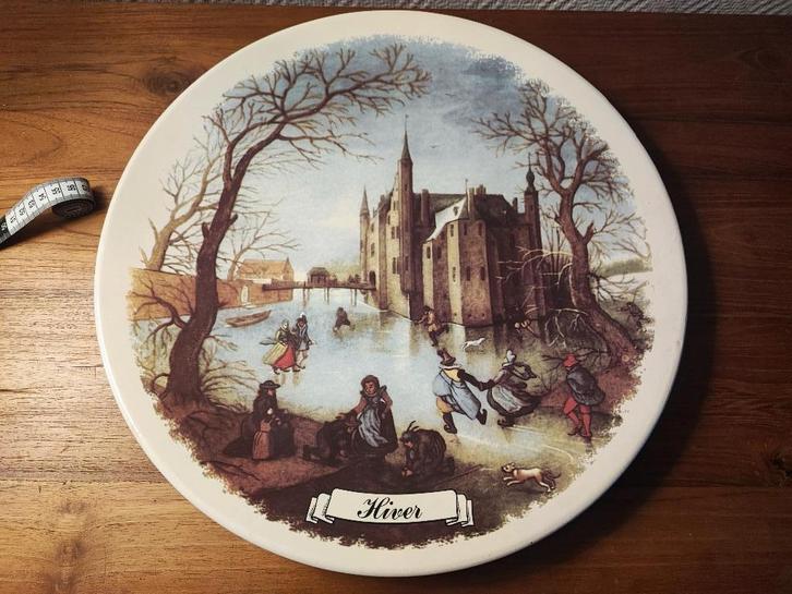 Grande plaque murale Hiver peinte en bon état, Antiquités & Art, Antiquités | Assiettes décoratives & Carrelages, Enlèvement ou Envoi