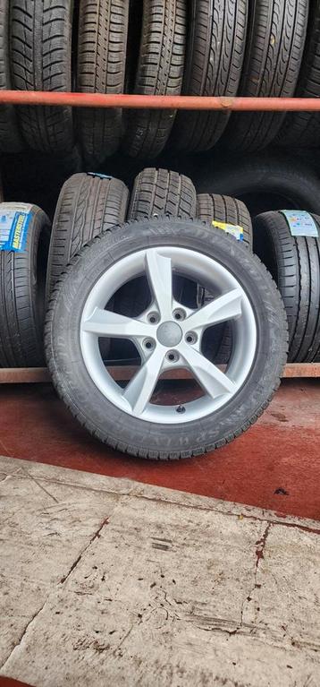 4 jantes Audi 16p avec 4pneus M+S très bon qualité 205/55 16 beschikbaar voor biedingen