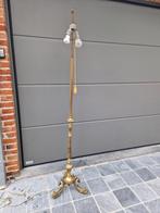 Oude messing staande lamp, Ophalen