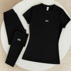 Vêtements sport femme de marque alo, Kleding | Dames, Sportkleding, Ophalen, Nieuw
