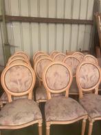 19 eetstoelen, Ophalen