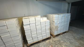 Mondmaskers beschikbaar voor biedingen