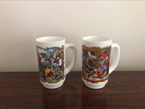 Arcopal Set 2 XL bier koffie mokken koppen Middeleeuws decor, Huis en Inrichting, Keuken | Servies, Kop(pen) en/of Schotel(s)
