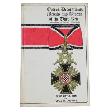 Orders, Decorations, Medals and Badges of the Third Reich beschikbaar voor biedingen
