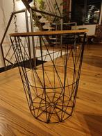 Table d'appoint et panier à couvertures, Maison & Meubles, Accessoires pour la Maison | Plataux & Paniers, Enlèvement, Comme neuf