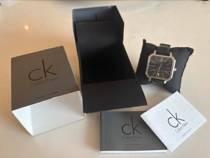 Calvin Klein horloge, Handtassen en Accessoires, Horloges | Dames, Zo goed als nieuw, Staal, Leer, Ophalen of Verzenden