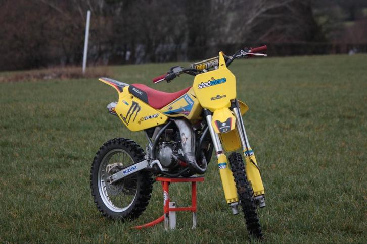 SUZUKI 85rm 2012, Fietsen en Brommers, Brommers | Crossbrommers, Suzuki, Ophalen