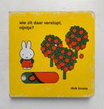 Wie zit daar verstopt, nijntje? kartonnen schuifboekje, Boeken, Gelezen, Ophalen of Verzenden, Dick Bruna, Uitklap-, Voel- of Ontdekboek