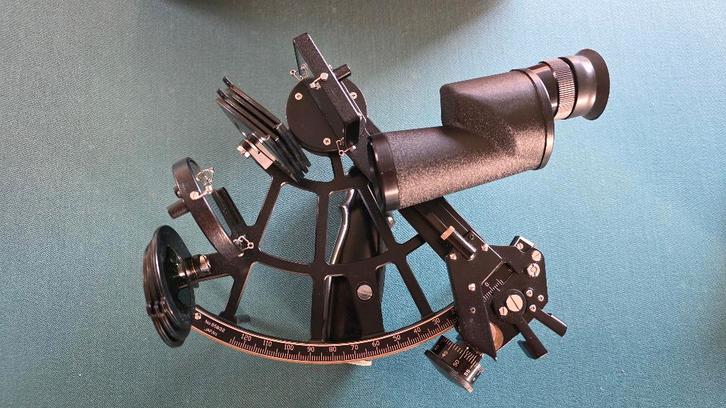 SEXTANT MARINE TAMAYA MS-833 DANS SON ÉTUI D'ORIGINE, Collections, Marine, Utilisé, Enlèvement ou Envoi