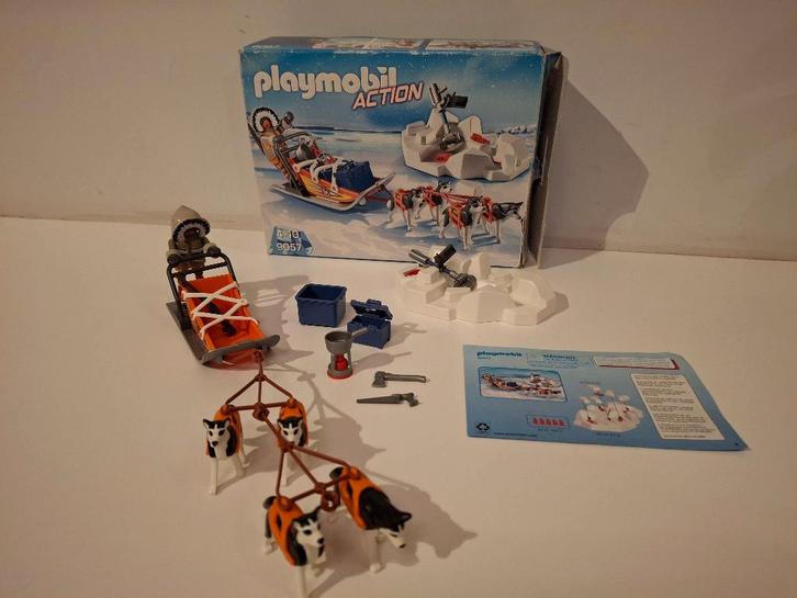 Playmobil Poolreizigers met hondenslee 9057, Kinderen en Baby's, Speelgoed | Playmobil, Zo goed als nieuw, Complete set, Ophalen