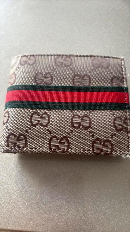 Portefeuille style luxe GG – marron avec bande rouge/verte, Handtassen en Accessoires, Portemonnees, Zo goed als nieuw, Ophalen of Verzenden