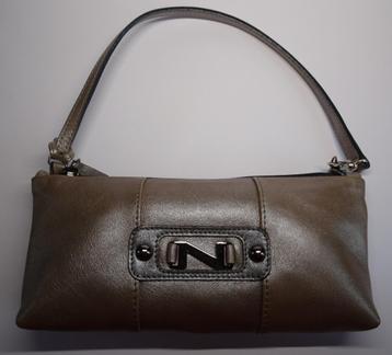Pochette de soirée Nathan-Baume beschikbaar voor biedingen
