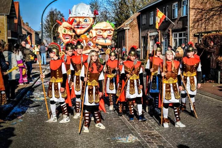 Gladiatoren pakken / Half vasten / Carnaval, Kleding | Heren, Carnavalskleding en Feestkleding, Zo goed als nieuw, Kleding, Overige maten