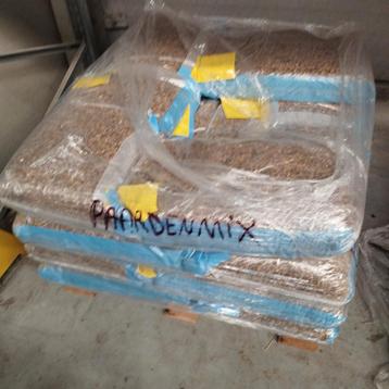 paardenmix en bietenpulp beschikbaar voor biedingen