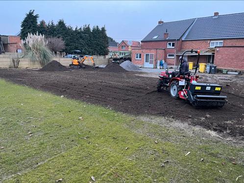 Klepelmaaiwerken, zaaiwerken, graafwerken, Diensten en Vakmensen, Tuinmannen en Stratenmakers
