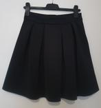 Zwarte plooirok, Maat 38/40 (M), Zwart, Ophalen of Verzenden, Zo goed als nieuw