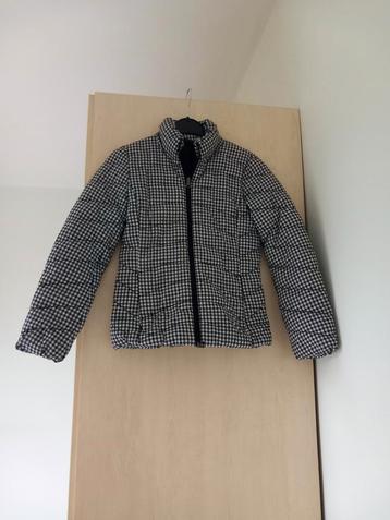 Gewatteerde tussenseizoen jas maat 152 zeer goede staat beschikbaar voor biedingen