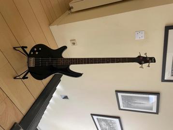 Ibanez linkshandige “lefty” basgitaar (GSR200L) beschikbaar voor biedingen