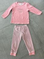 Zachte winterpyjama meisje maat 104, Nacht- of Onderkleding, Meisje, Ophalen of Verzenden, Zo goed als nieuw