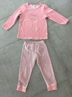 Zachte winterpyjama meisje maat 104, Comme neuf, Fille, Vêtements de nuit ou Sous-vêtements, Sanetta