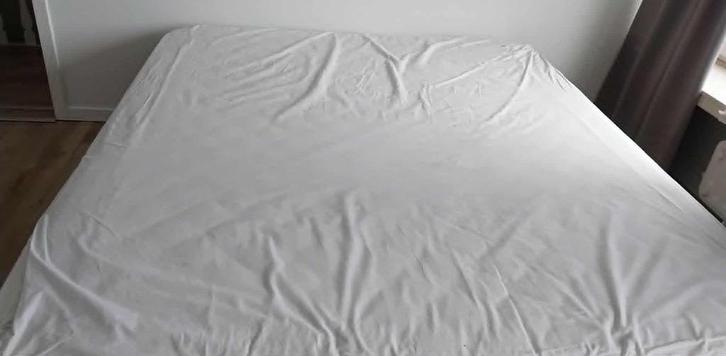 Bed + matras + schuiven, Huis en Inrichting, Slaapkamer | Bedden, Gebruikt, Tweepersoons, 180 cm, 200 cm, Hout, Bruin, Ophalen