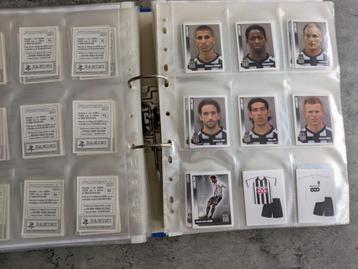 PANINI FOOTBALL 2011 LOSSE SET incl LEEG album nieuw 584 st. beschikbaar voor biedingen