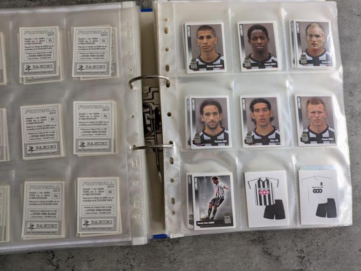PANINI FOOTBALL 2011 LOSSE SET incl LEEG album nieuw 584 st., Hobby en Vrije tijd, Stickers en Plaatjes, Nieuw, Verzenden