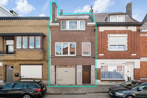 Uitstekend gelegen rijwoning met groot magazijn, Immo, Huizen en Appartementen te koop, Gent, 200 tot 500 m², Tussenwoning, F