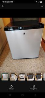 Mini koelkast, Ophalen