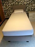 eenpersoonsbed, Huis en Inrichting, Slaapkamer | Bedden, Ophalen, 90 cm, Eenpersoons, Zo goed als nieuw