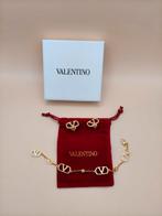 Valentino oorbellen en armband, Handtassen en Accessoires, Ophalen of Verzenden, Nieuw, Goud, Overige materialen