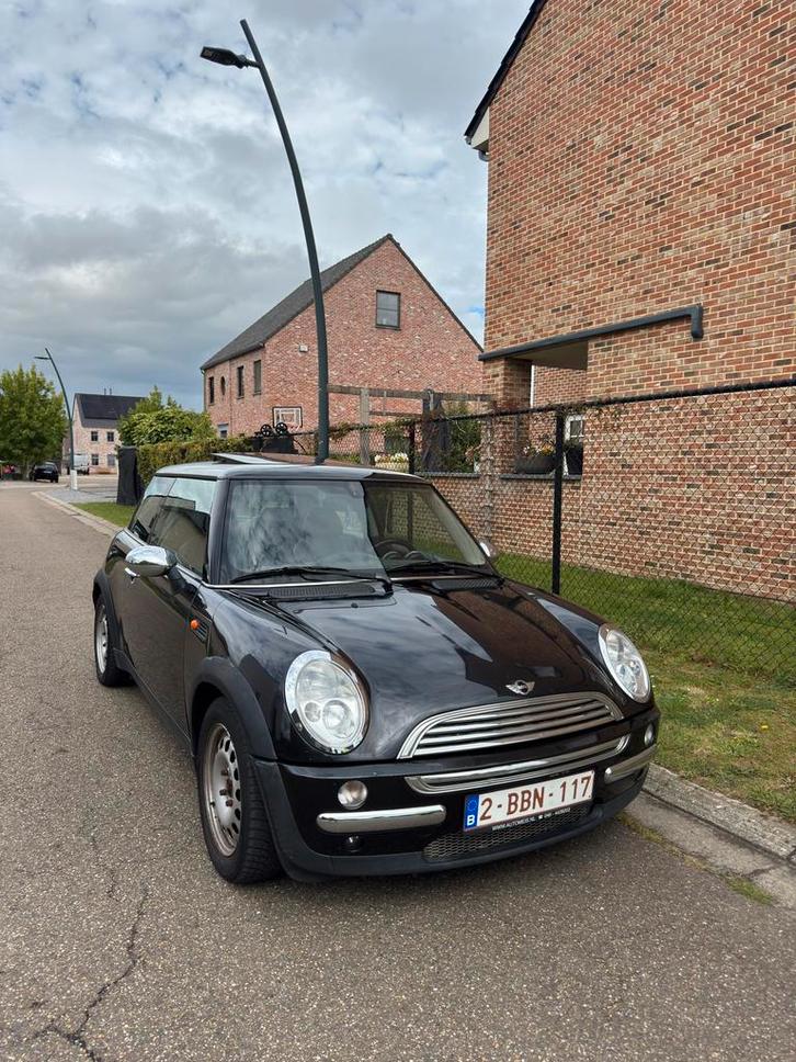 Mini Cooper One 1.6 Benzine – 2004, Auto's, Mini, Particulier, One, Airbags, Airconditioning, Bluetooth, Cruise Control, Lederen bekleding