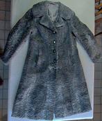 bontjas Astrakan, Ophalen, Gedragen