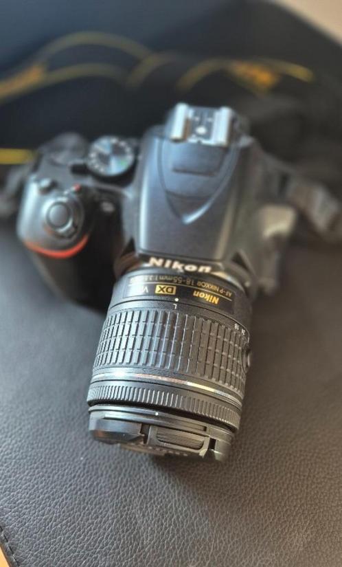 Nikon Digitale camera D3500 + Nikkor AF-P 18-55mm, Audio, Tv en Foto, Fotocamera's Digitaal, Zo goed als nieuw, Spiegelreflex