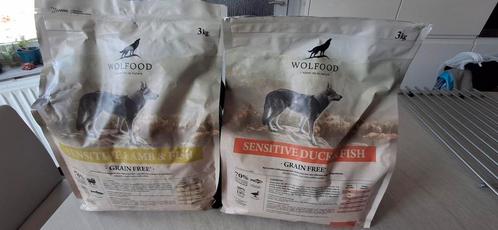 Wolfood criquettes chiens 2 paquets, Dieren en Toebehoren, Dierenvoeding, Ophalen of Verzenden