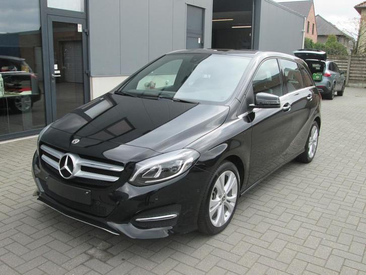Mercedes-Benz B 180 URBAN NAVI LED TREKHAAK, Auto's, Mercedes-Benz, Bedrijf, Te koop, B-Klasse, ABS, Airbags, Airconditioning