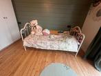 Gebroken wit metalen bed Maison du Monde +boxspring + matras, Kinderen en Baby's, Ophalen, Zo goed als nieuw, Matras