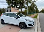 Ford fiesta 1.25i /Facelift/Top staat/Garantie, Auto's, Voorwielaandrijving, Electronic Stability Program (ESP), Wit, Bedrijf