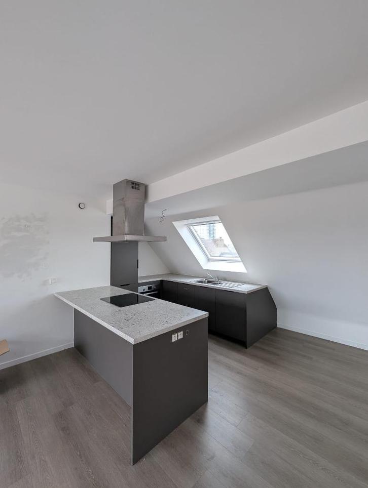 Uitgeruste keuken, Huis en Inrichting, Keuken | Complete keukens, Zo goed als nieuw, Overige typen, Grijs, Kunststof, Met kookeiland