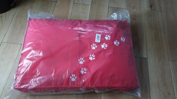coussin pour chien neuf beschikbaar voor biedingen