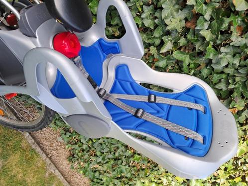 Fietsstoeltje, Fietsen en Brommers, Fietsaccessoires | Fietsstoeltjes, Zo goed als nieuw, Achterzitje, 0 t/m 18 kg, Voetsteuntjes