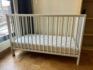 Baby-kinderbed Ikea / model Gulliver/  zo goed als nieuw., Kinderen en Baby's, Kinderkamer | Bedden, Ophalen, 85 tot 100 cm, Zo goed als nieuw