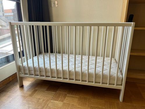 Baby-kinderbed Ikea / model Gulliver/  zo goed als nieuw., Kinderen en Baby's, Kinderkamer | Bedden, Zo goed als nieuw, Minder dan 140 cm