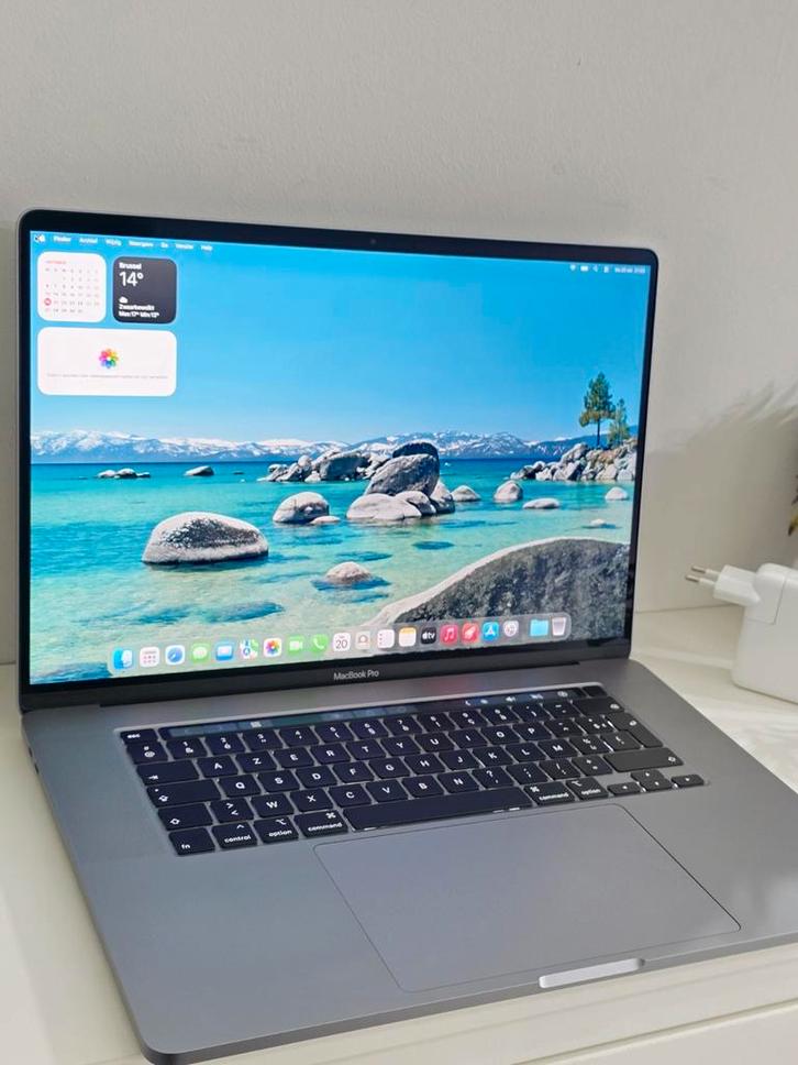 MacBook Pro 16” (2019) – Intel i7 Hexa-Core – 16GB RAM, Computers en Software, Apple Macbooks, Zo goed als nieuw, Azerty, Ophalen