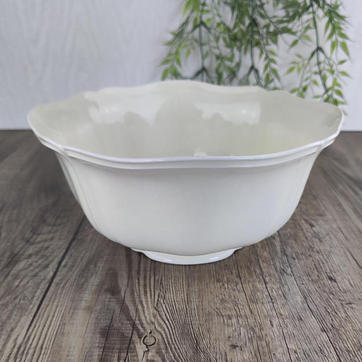 Wedgwood Queens Shape Saladeschaal, Antiek en Kunst, Antiek | Servies los, Ophalen of Verzenden