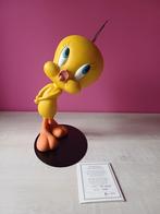 Titi Leblon 31 cm hoog met certificaat, Verzamelen, Stripfiguren, Looney Tunes, Ophalen of Verzenden, Beeldje of Figuurtje