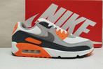 Nike Air Max 90 Safety Orange. Maat: 42,5 (US9), Kleding | Heren, Schoenen, Overige kleuren, Verzenden, Sportschoenen, Nike